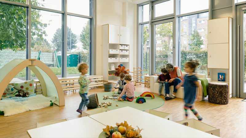 Ca. Raids Preschools For Not Forcing 2-Year-Olds To Wear Masks, Interviews Toddlers Without Parental Consent