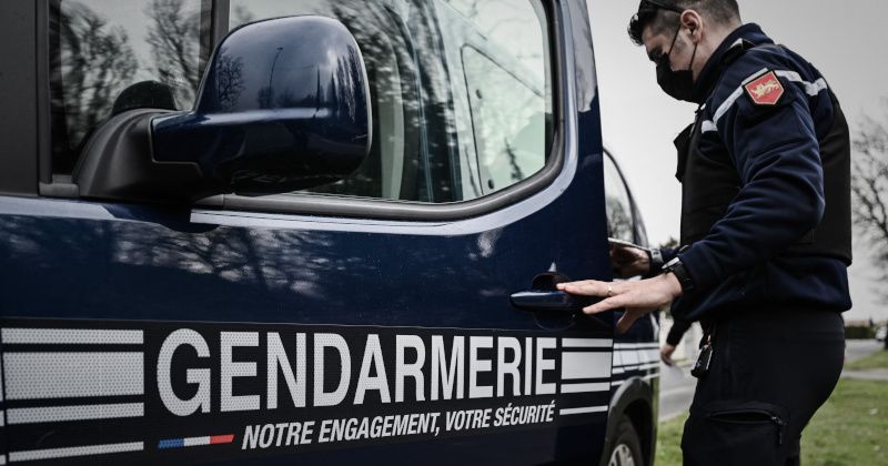 France: Knife-Wielding Suspect Stabs Good Samaritan, Tries to Storm Primary School