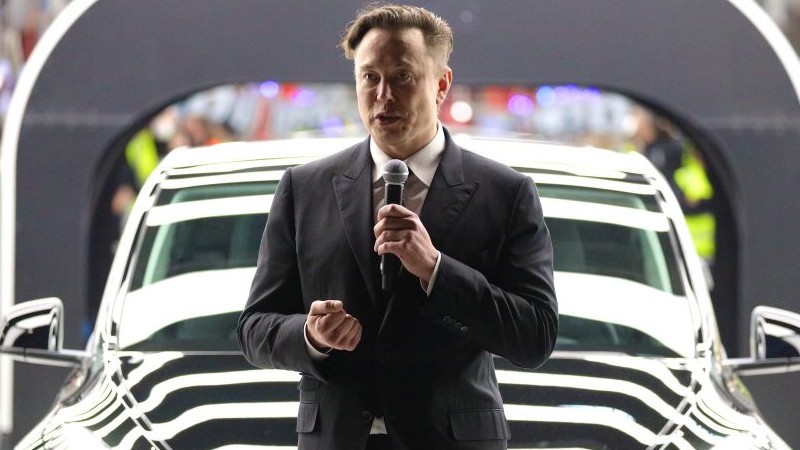 Elon Musk Offers to Buy 100% of Twitter to Rescue it as a Free Speech Platform