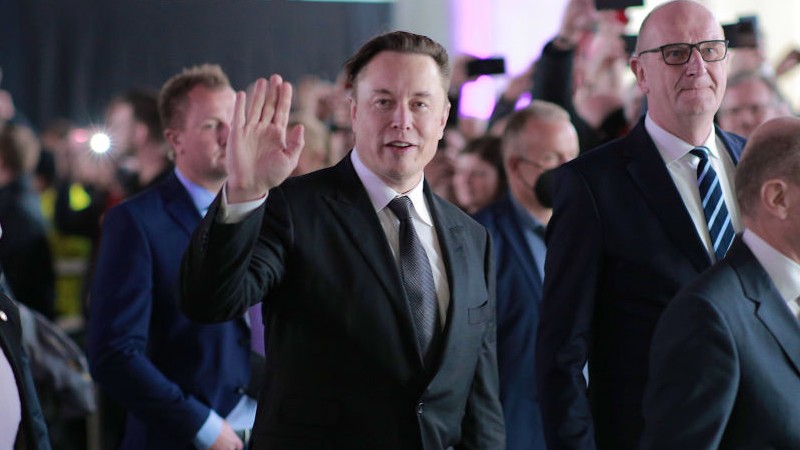 Elon Musk: “Democratic Party Has Been Hijacked by Extremists”