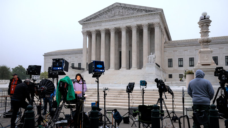 Leftists Leak Roe v. Wade Overturn While Elites Launch Blitzkrieg Against Free Speech – Tuesday Live
