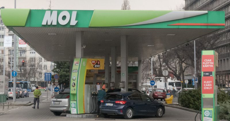Hungary Announces Fuel Restrictions on Foreigners