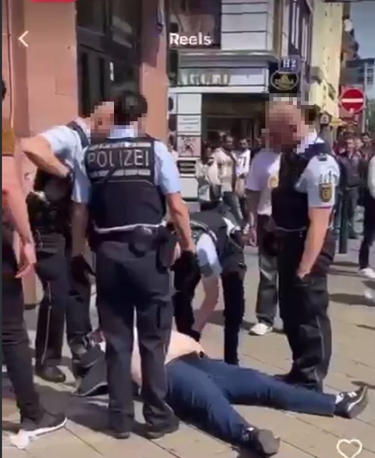 German cops killed a man with their fists, shopkeepers resuscitated the man – World-Signals News