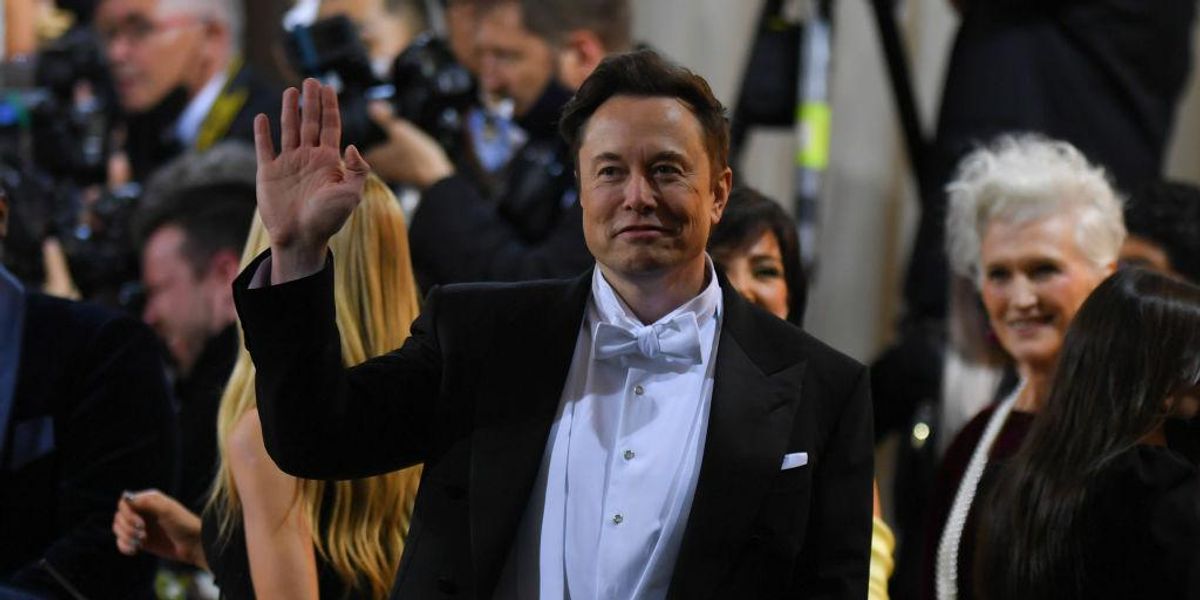 Elon Musk sounds alarm on left-wing groups trying 'to control your access to information'; floats charging businesses, gov'ts to use Twitter - TheBlaze