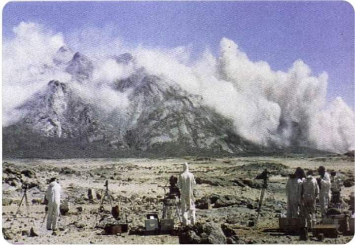 Forgotten History: What went wrong 60 years ago with France’s nuclear bomb in the Algerian mountains? – World-Signals News