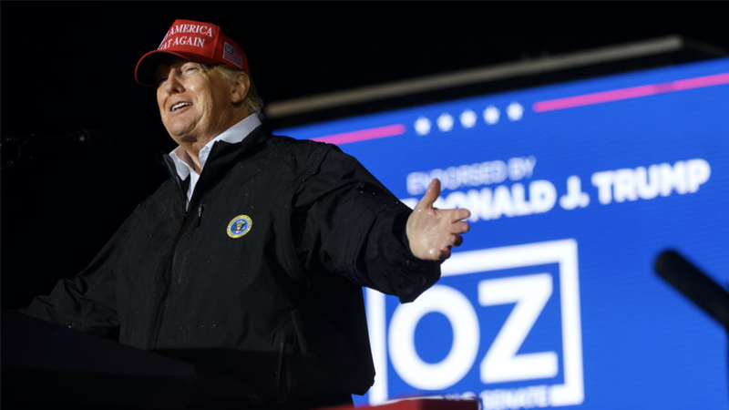 Out of Touch: MAGA Crowd Unimpressed as Trump Touts Friendship With Johnson & Johnson Heir At Rally