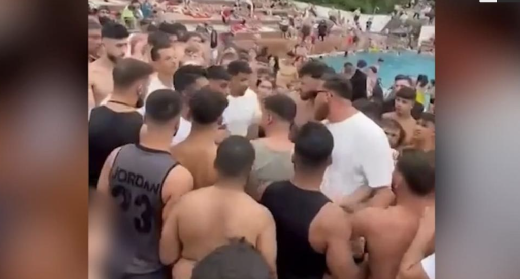 Families with children shouldn't visit outdoor pools due to violence and sexual attacks, warns German swimming association head