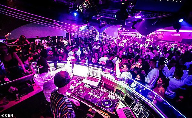Hundreds of people have been stabbed with needles in nightclubs in Western Europe – World-Signals News