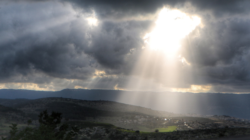 Ray of Hope: The Economy is Collapsing, But The Great Awakening Is Expanding – Wednesday Live