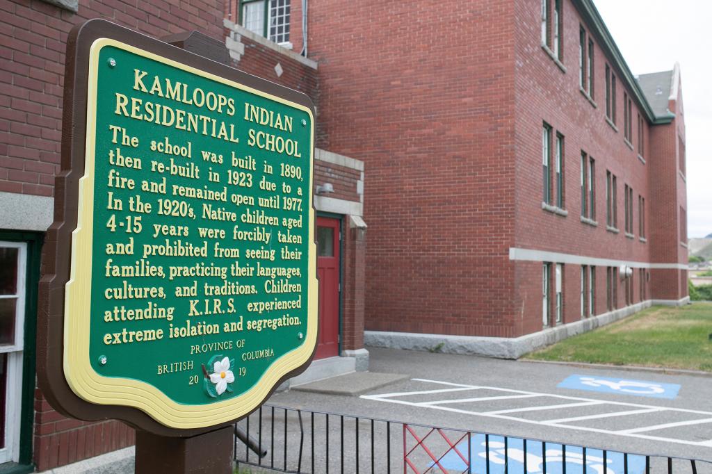Kamloops mass grave debunked: 'Biggest fake news in Canada'