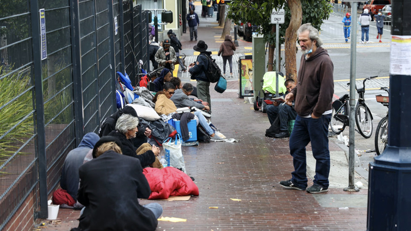 Shock Video: San Francisco Children Forced To Endure Open-Air Drug Market Filled With Homeless Addicts To Get Home From School