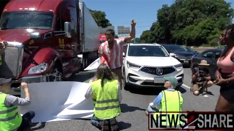 Video: Angry Parolee Upset Over Traffic Blockade Confronts Climate Protesters