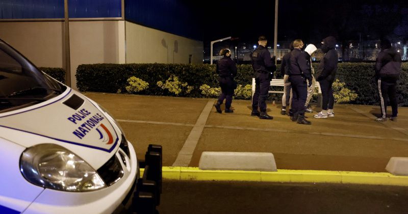 African Migrants Arrested for Raping Woman on Paris Street