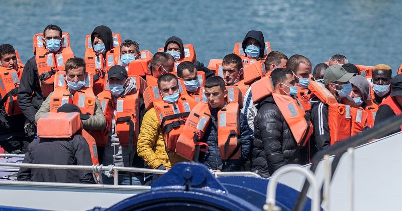 Almost 700 Migrants Cross English Channel in One Day