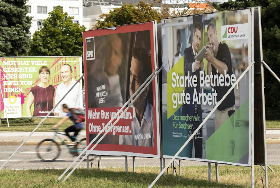 German Greens minister wants to establish centers for neighbors to report each other for political incorrectness