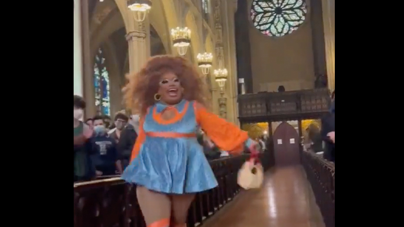‘Dear Lord, What Circle of Hell is This?’ – Video Shows NYC Church Holding Drag Show