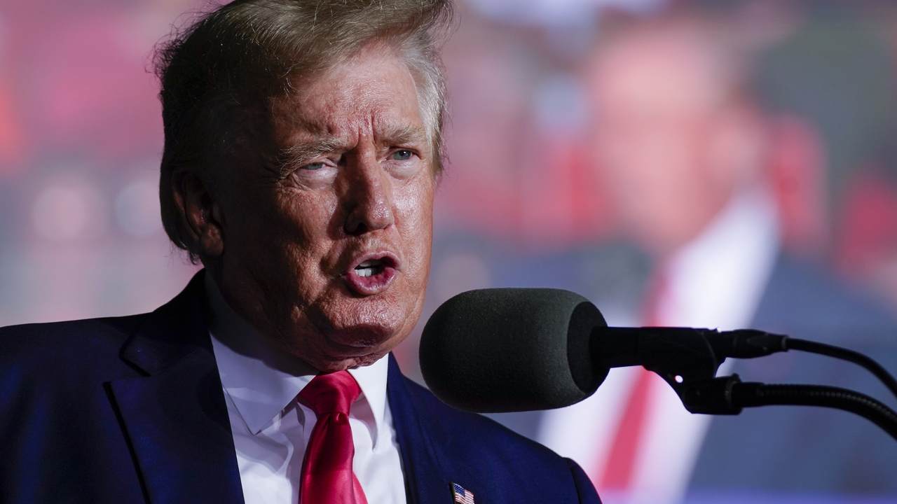 'Under Siege': FBI Raids Mar-A-Lago, President Trump Responds