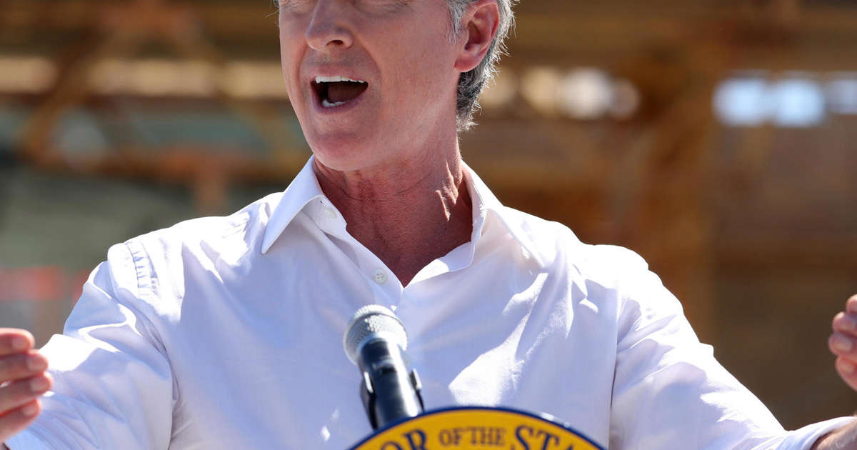 California governor announces aggressive plan to boost water supply