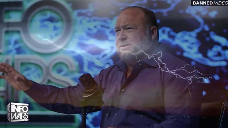Alex Jones Responds to Critics of His Demands That Trump Come Out Against Deadly Covid Vax