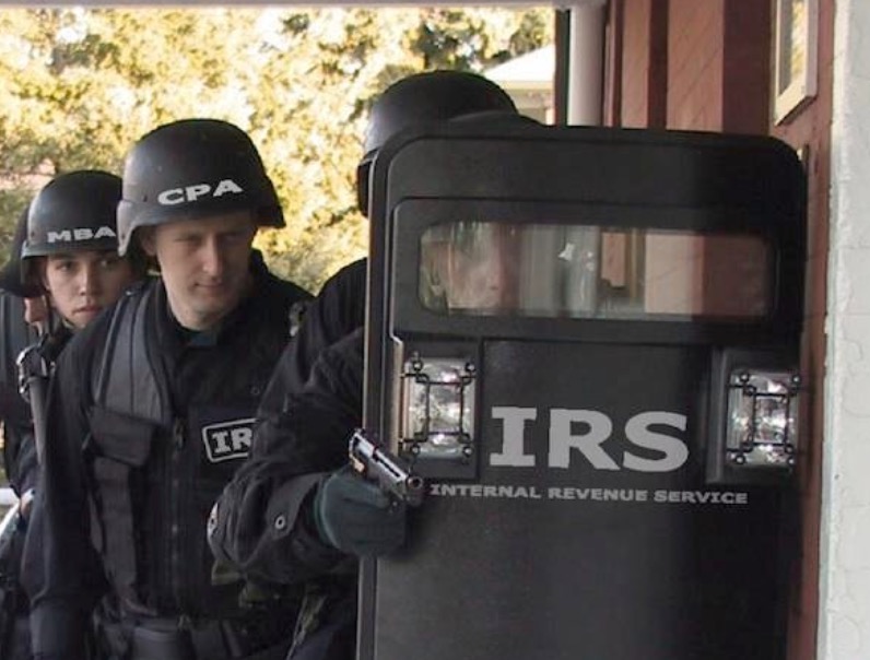 The New Reduction Act Just Passed Over the Weekend - Created Positions for Up to 87,000 New IRS Agents, 70,000 of Whom Will Be Armed » Sons of Liberty Media