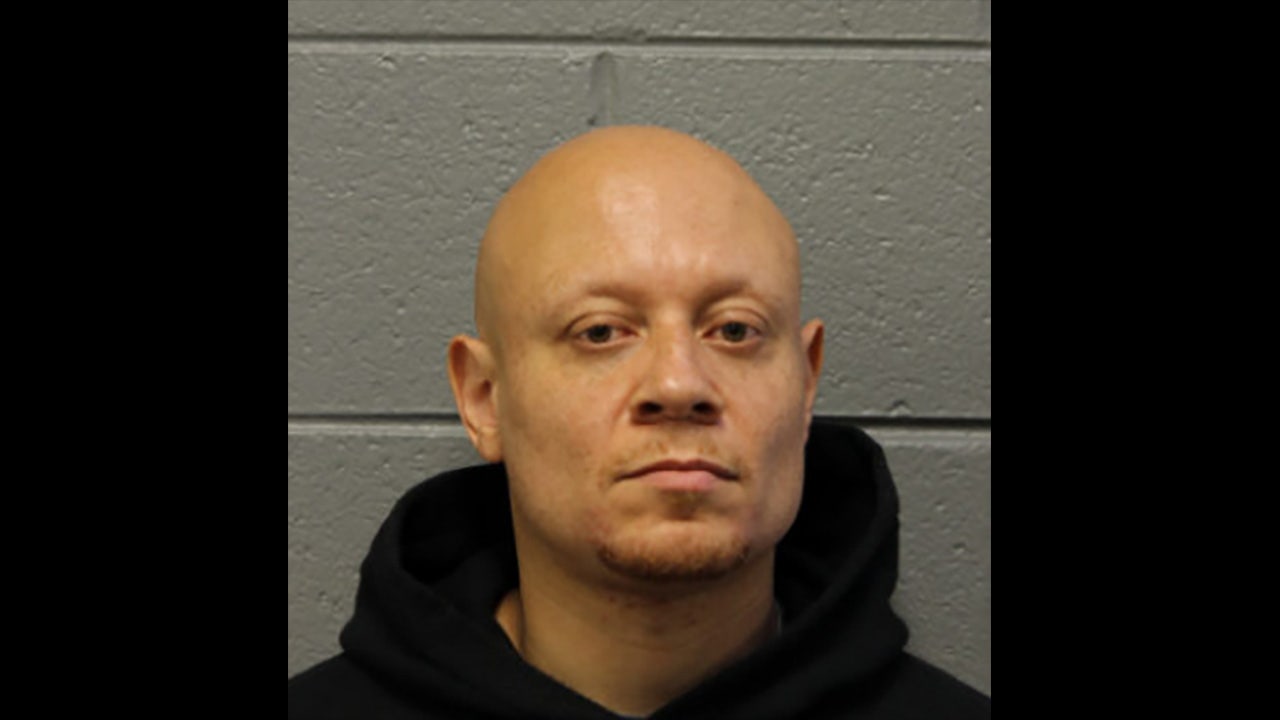 Ex-Chicago high school dean accused of sex with teen, posing as stepfather to help her get abortions | Fox News