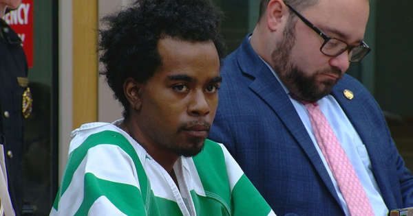 Armed robber accused of targeting same convenience store 4 times