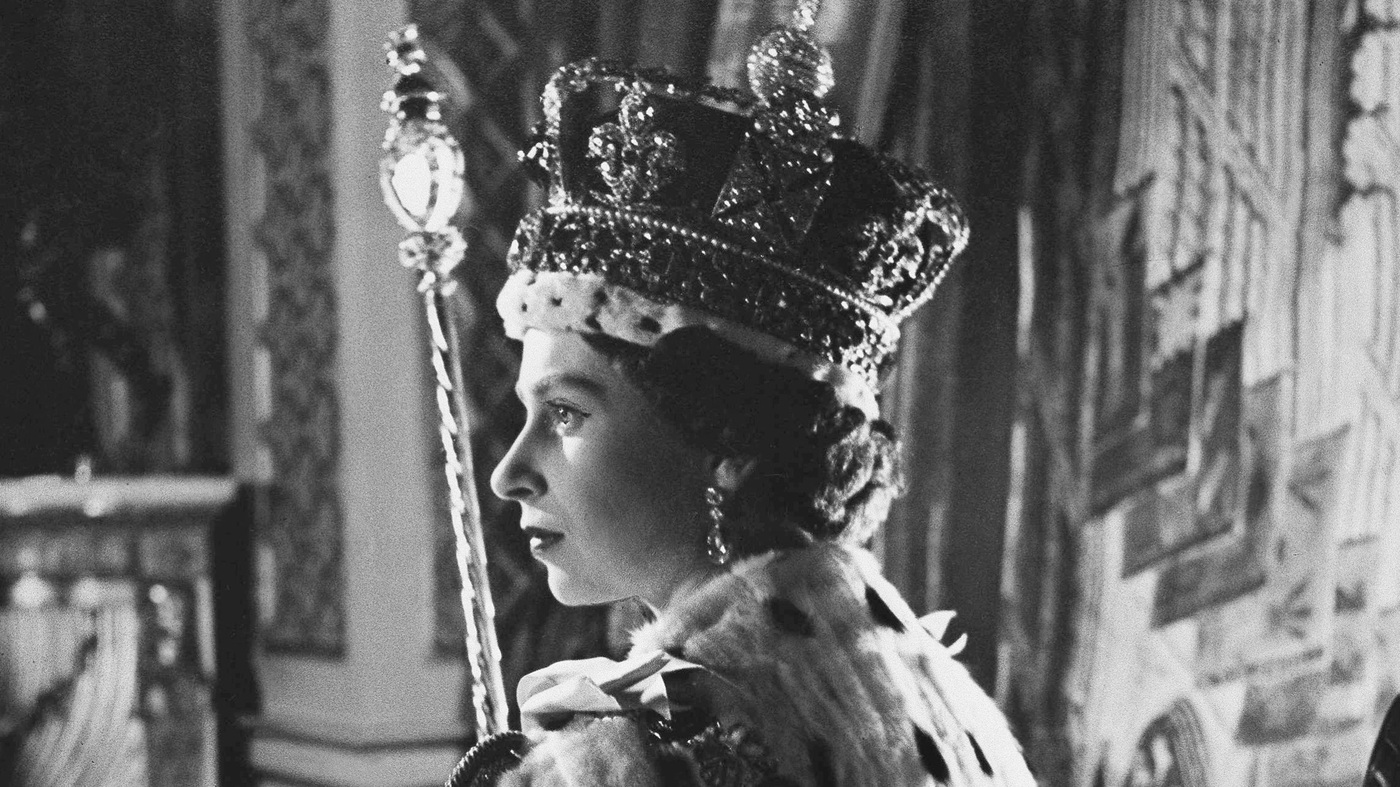 Queen Elizabeth II dies at 96 after 70-year reign : NPR