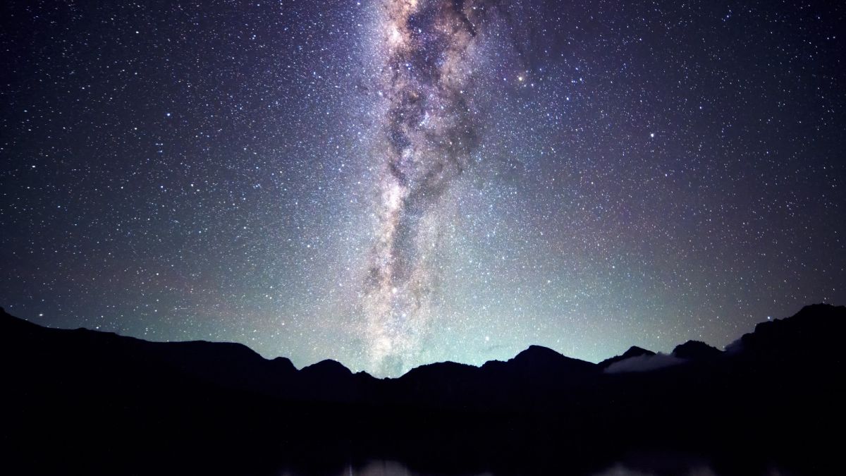 Mysterious 'ancient heart' of the Milky Way discovered | Space