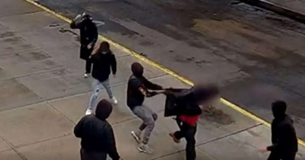 Group Attacks Innocent Victim As He Walked Along An NYC Street