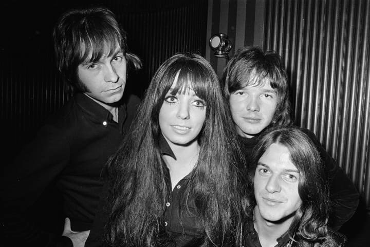 These '70s One-Hit Wonders Are Giving Us All Kinds Of Nostalgia | Autos101