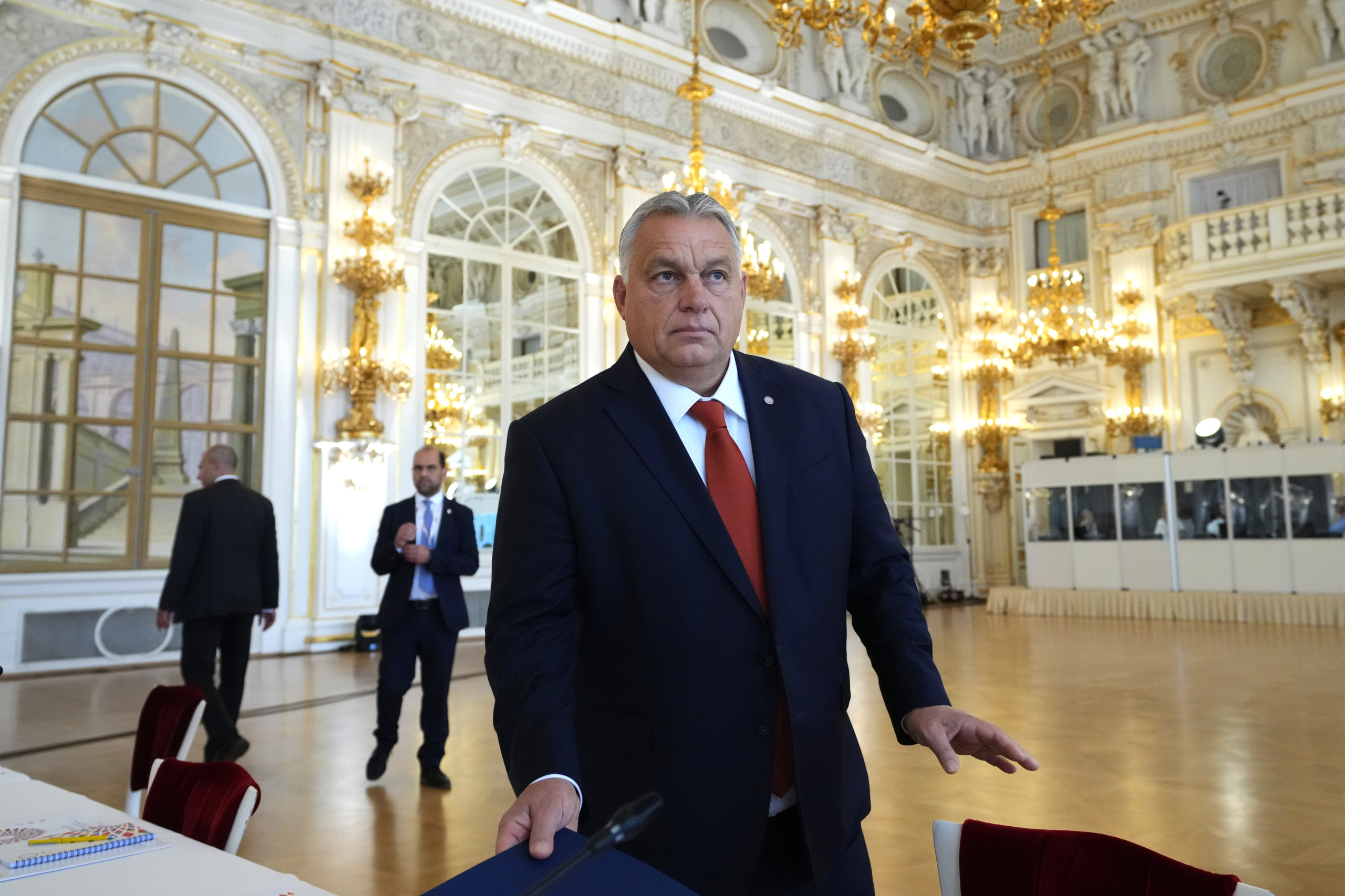 'Europe is bleeding' while Russia makes 'good money,' Hungarian PM warns at European Community meeting