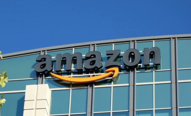 Amazon Accused of Selling 'Suicide Kits' to Teenagers in New Lawsuit
