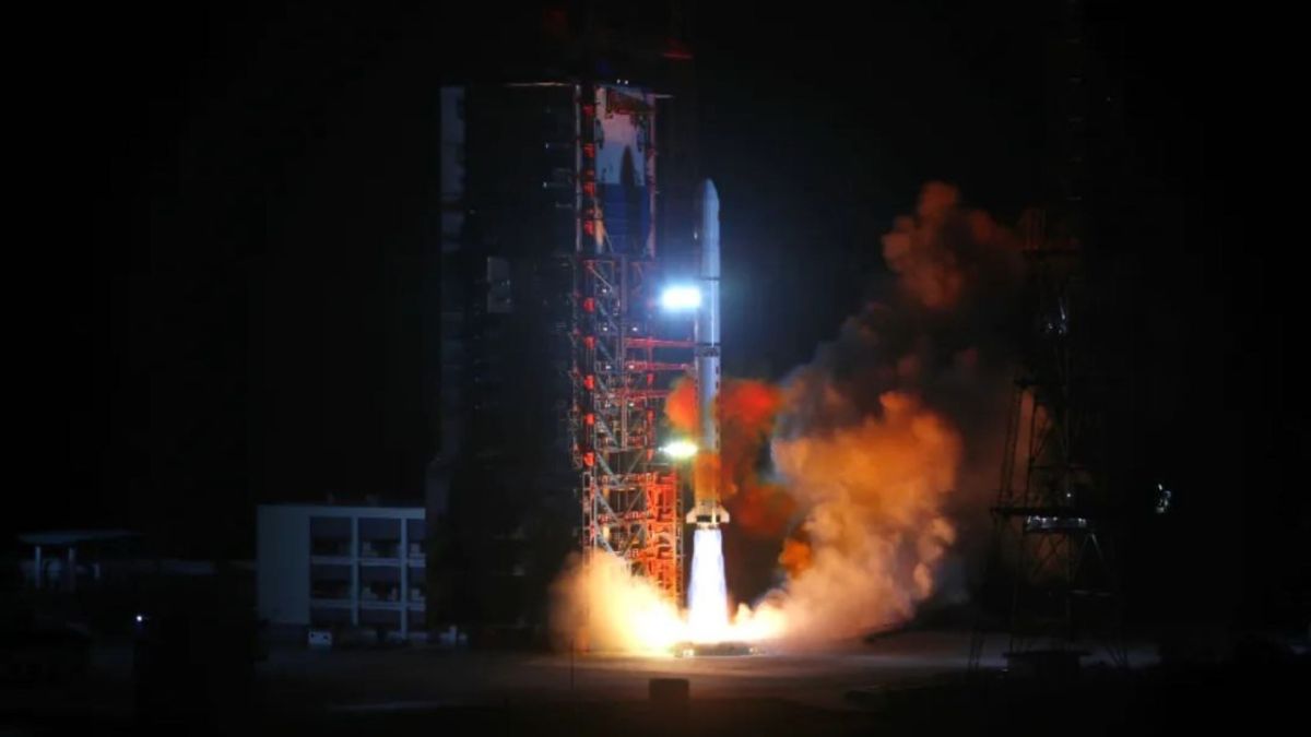 China sends new trio of mysterious spy satellites into orbit | Space