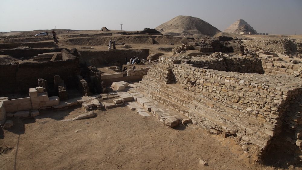 Hundreds of mummies and pyramid of an unknown queen unearthed near King Tut's tomb | Live Science