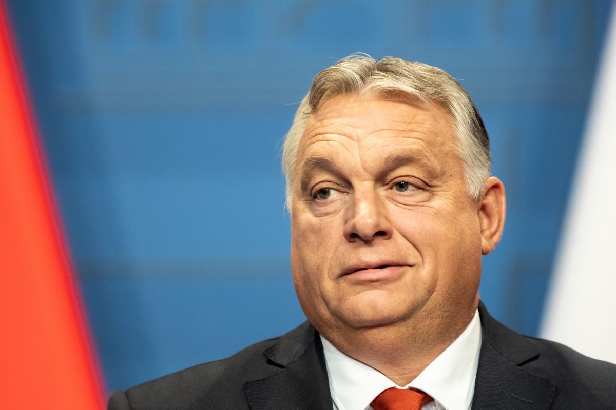 PM Orbán mocks corruption scandal in European Parliament with meme tweet