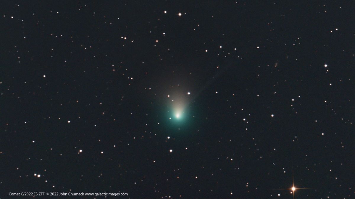 A dazzling green comet has stargazers thrilled in amazing photos | Space