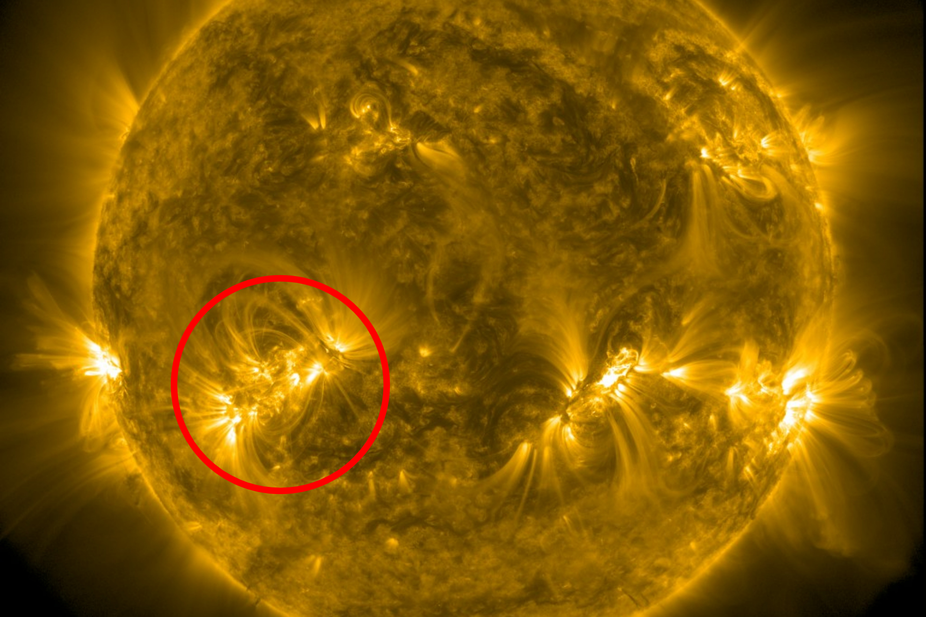 Earth in Direct Firing Line for X-Class Solar Flare From Enormous Sunspot