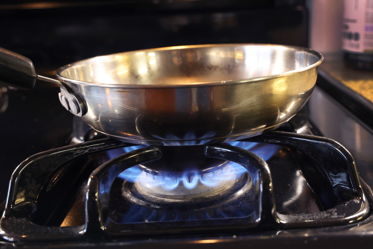 Scientists hit back at gas industry for twisting stove study - E&E News