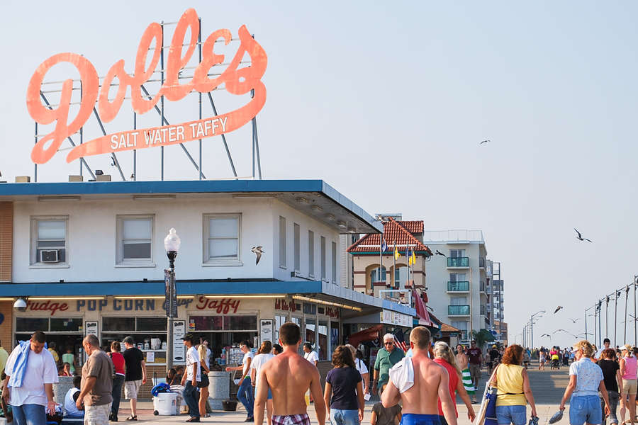 Best Beach Towns in the US From the East Coast to the West Coast - Thrillist