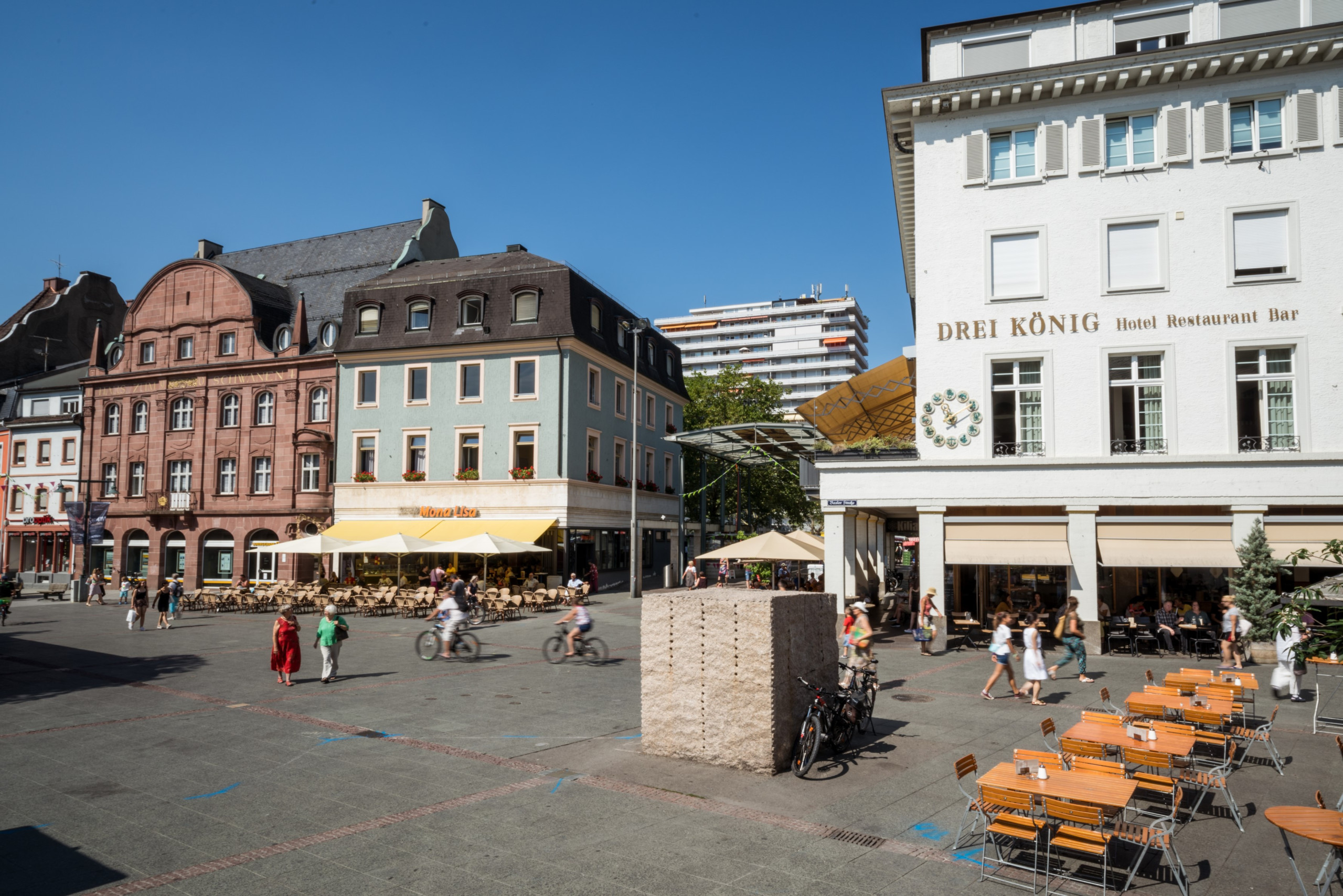 'It's an early death notice' – Poor and elderly tenants forced from apartments to house migrants, as horror case makes headlines across Germany