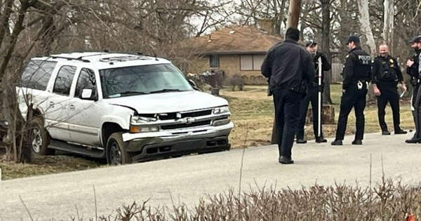 1 in custody after shots fired in front of parole officer, lengthy chase ends in Trotwood