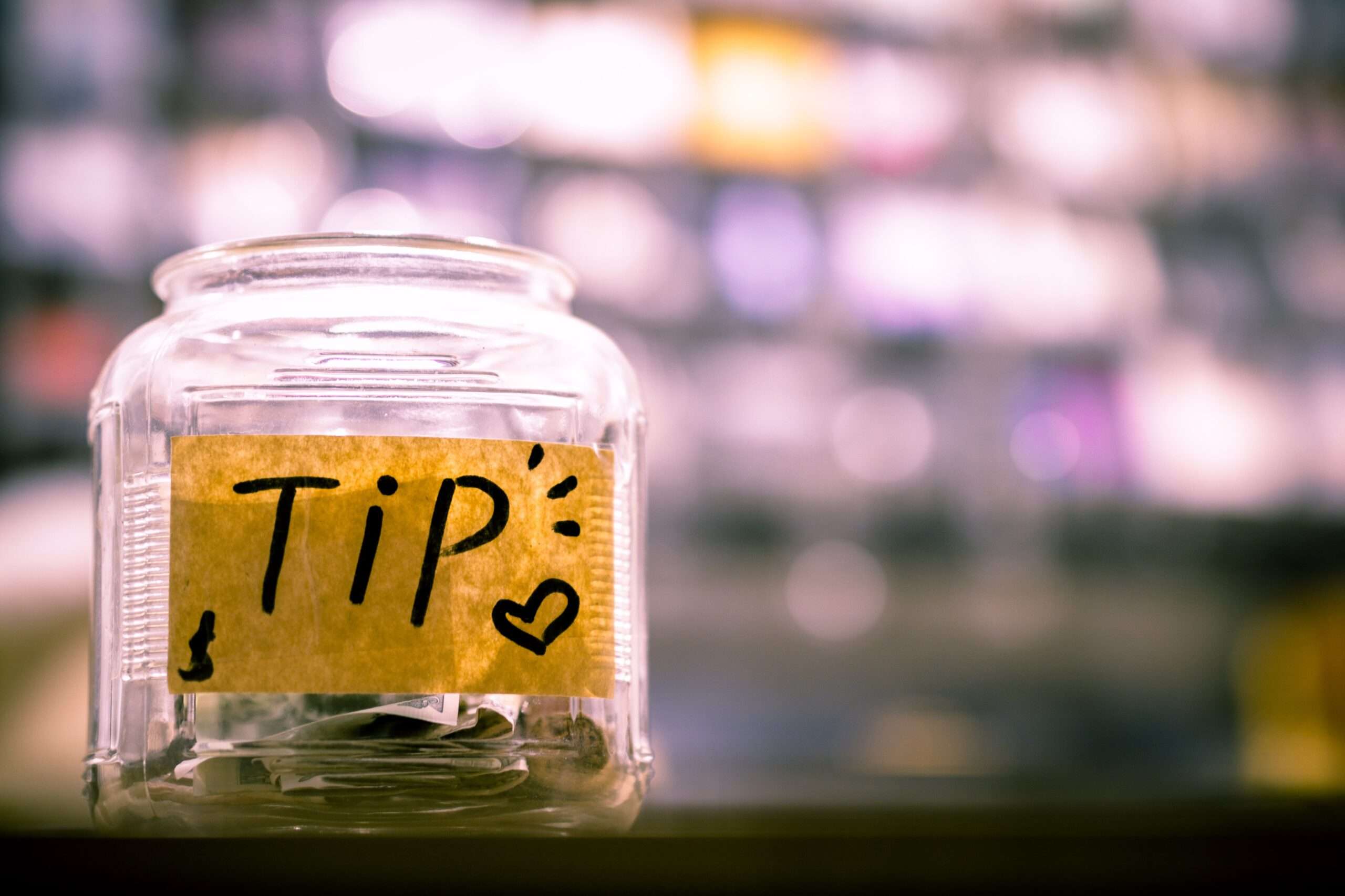 IRS Announces Plans to Target Service Sector Workers Over Unreported Tips