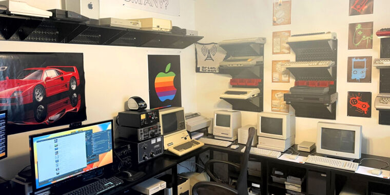 Apple, Atari, and Commodore, oh my! Explore a deluxe home vintage computer den | Ars Technica