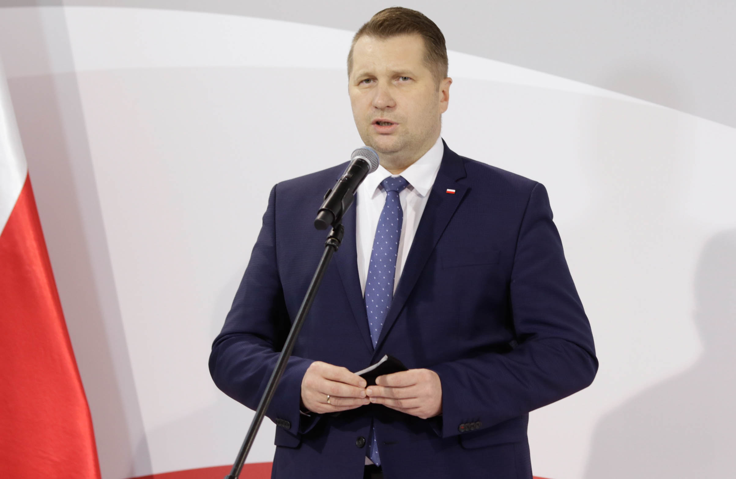 Attacks on Christianity and the family cause youth aggression, says education minister