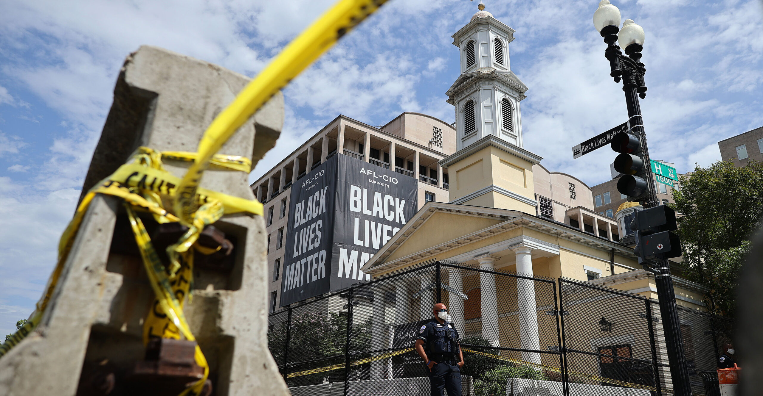 EXCLUSIVE: FBI Devoted 16,000 More Hours to Jan. 6 Than to BLM Riots