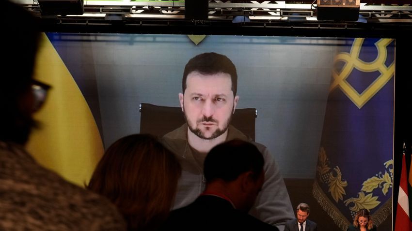 Austrian conservative MPs stage walkout during Zelensky address