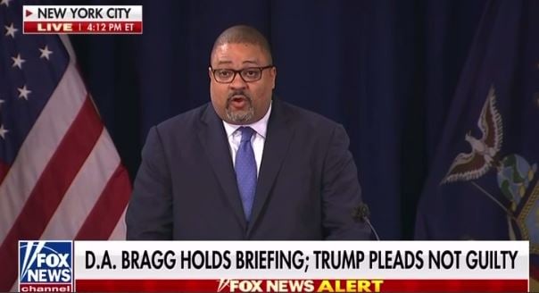By Not Providing President Trump with His Alleged Crimes, DA Bragg (Who Lets Murderers Go) Is Pushing a Legally Defective Case Eligible to be Dismissed Per an Expert Attorney | The Gateway Pundit | by Joe Hoft