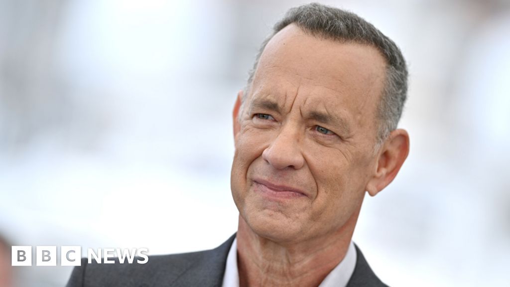 Tom Hanks' debut novel lifts lid on movie industry, and his on-set behaviour - BBC News