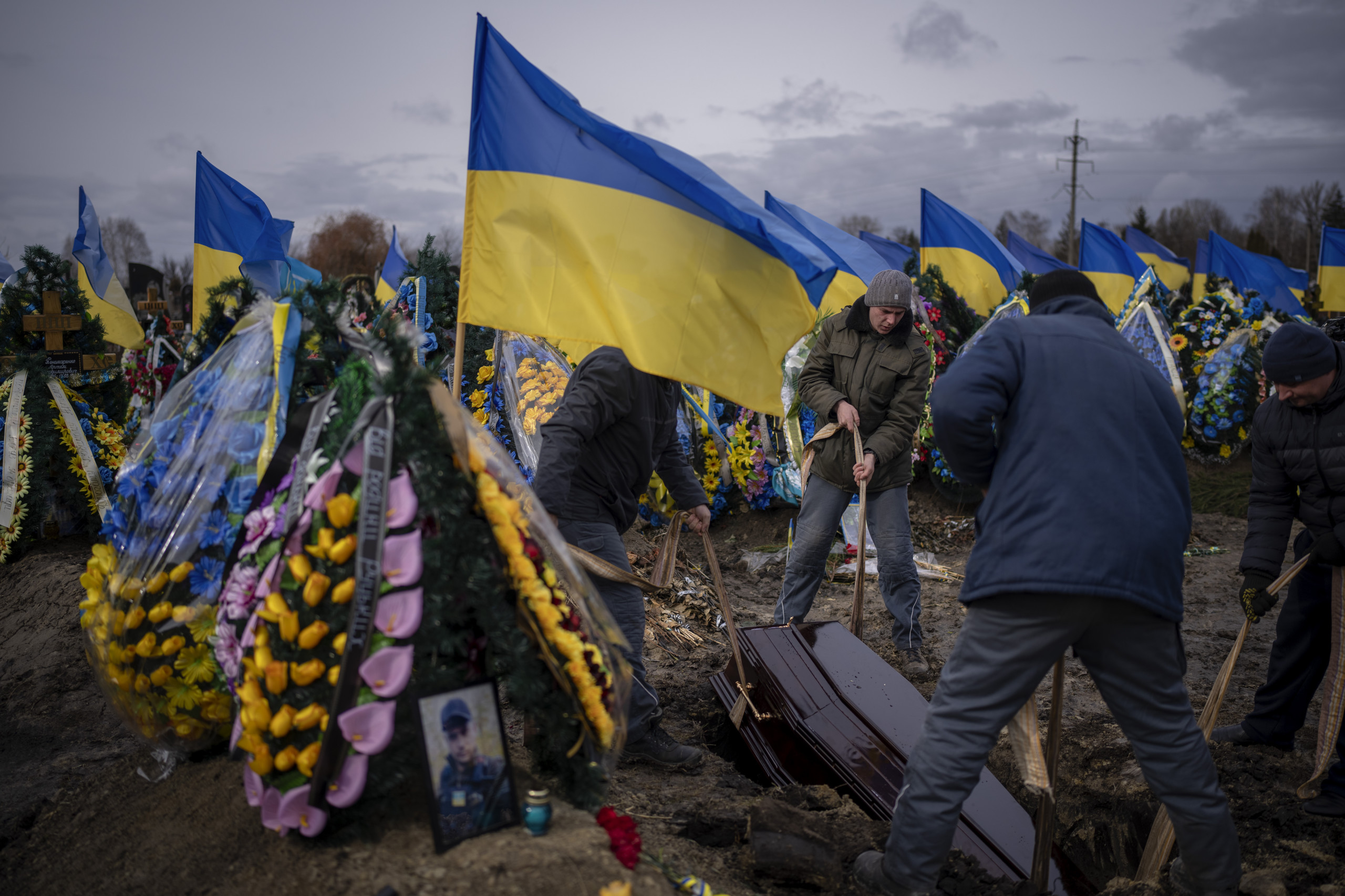Ukraine is facing a second Holodomor as males die at the front and women emigrate