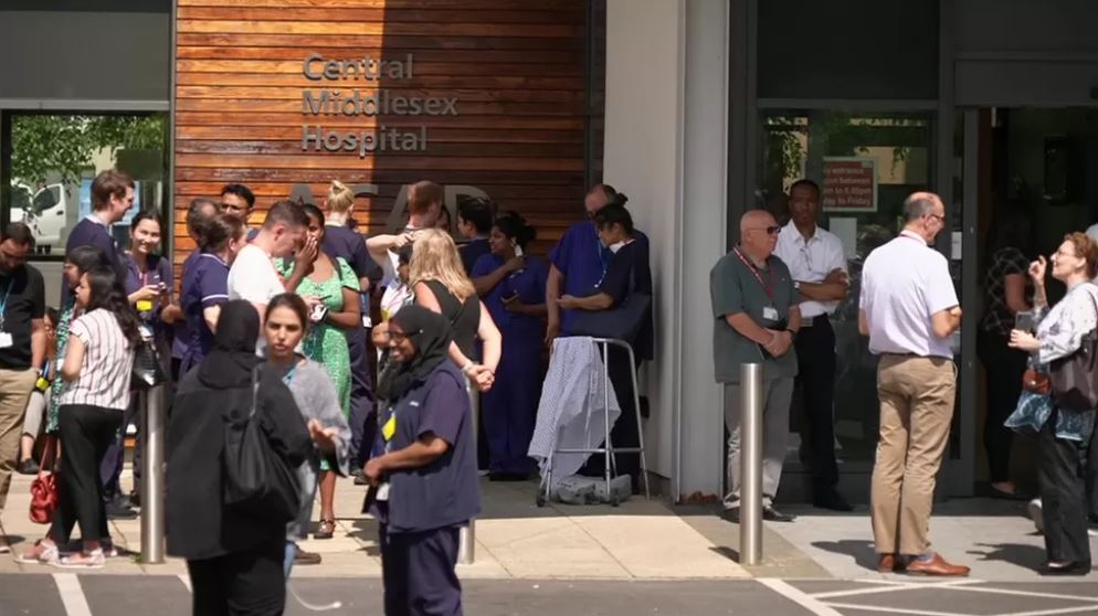 'We're sheltering in safe rooms,' Man arrested in suspected stabbing spree at London hospital